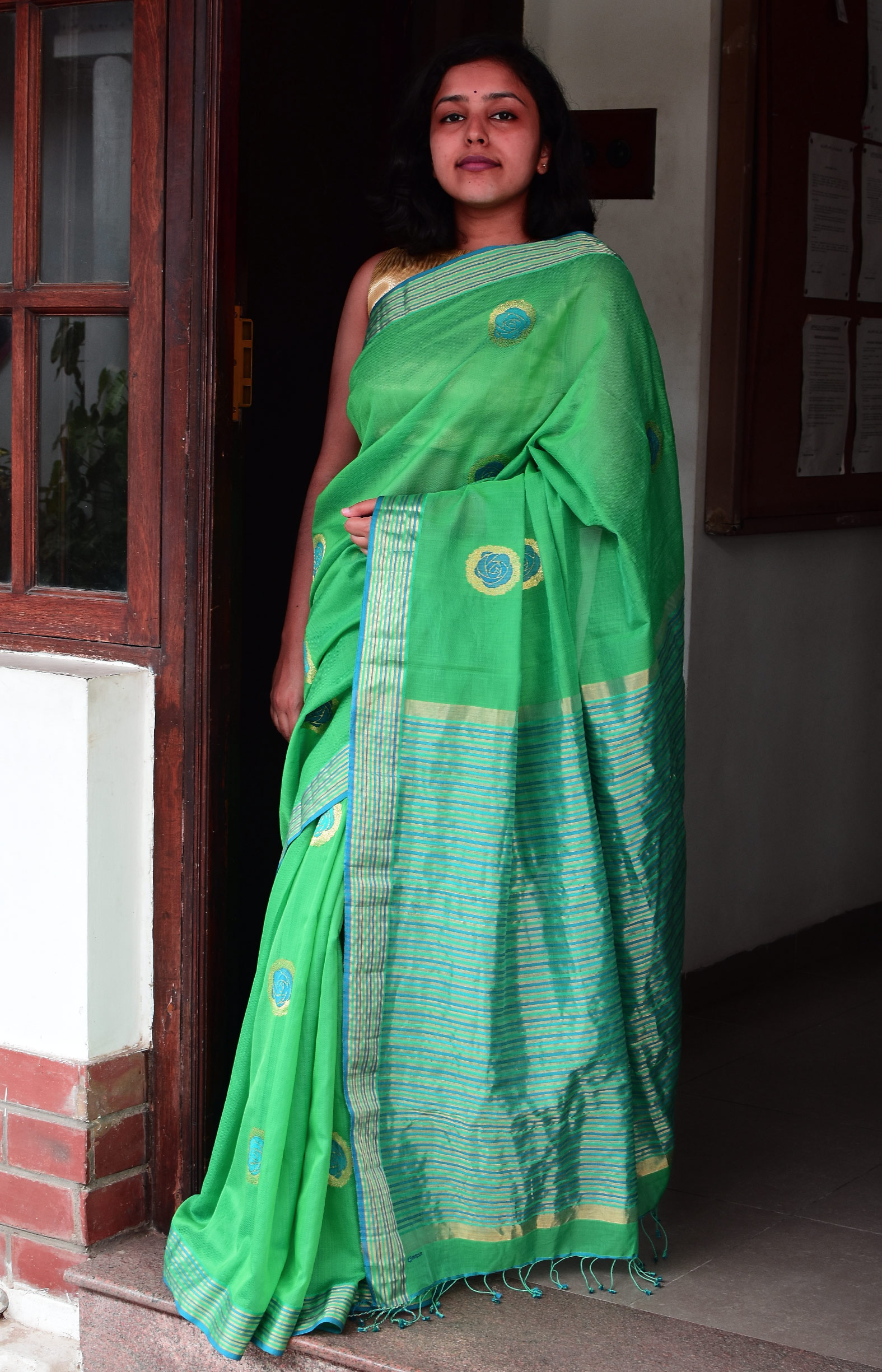 Green, Handwoven Organic Cotton, Textured Weave , Jacquard, Festive Wear, Jari, Butta Saree